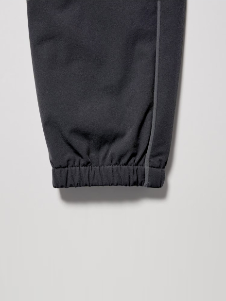 Дитячі штани UNIQLO джоггери 1159851570 (Чорний 9-10) на зріст 135-145 см