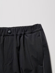 Дитячі штани UNIQLO джоггери 1159851570 (Чорний 9-10) на зріст 135-145 см