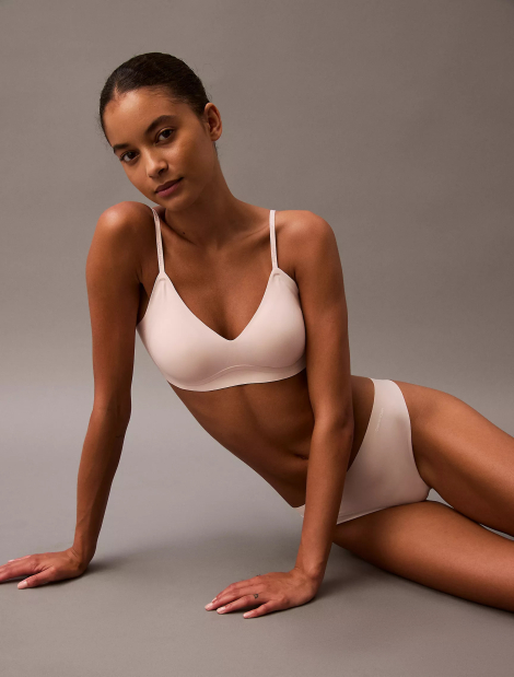 Бесшовный бралетт Calvin Klein со съемными чашечками 1159852704 (Розовый S)