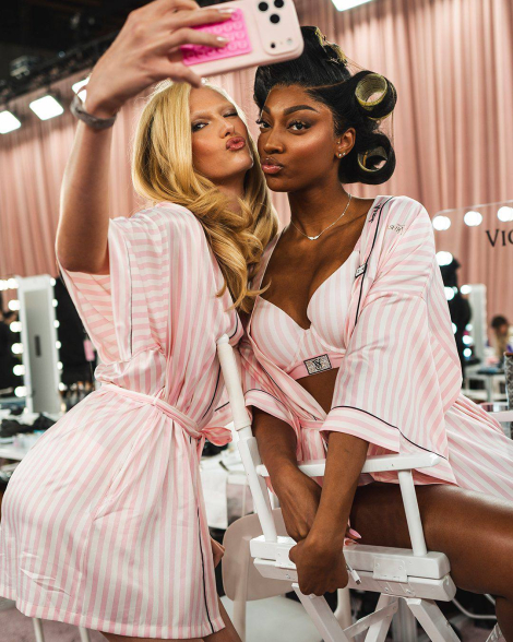 Бюстгальтер Victoria's Secret з логотипом зі страз 1161343379 (Білий/Рожевий 38C)