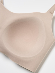 Безшовний бюстгальтер з технологією AIRism 1159853333 (Бежевий M)
