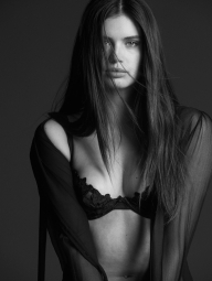 Бюстгальтер з вишивкою Victoria's Secret 1159861342 (Чорний 34C)