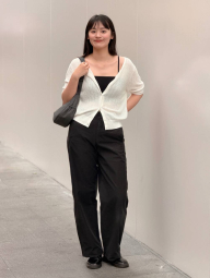 Бюстгальтер-топ із чашками UNIQLO в рубчик 1159861831 (Чорний S)