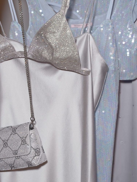 Домашний топ Victoria's Secret с пайетками 1159849281 (Голубой S)