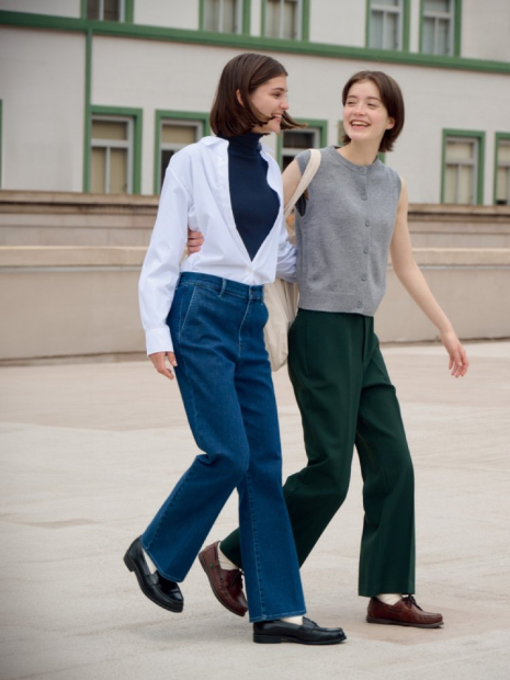 Женские джинсы-клеш UNIQLO 1159851853 (Синий L)