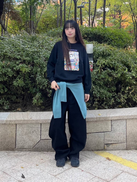 Джинсы Uniqlo 1159854608 (Черный 29)