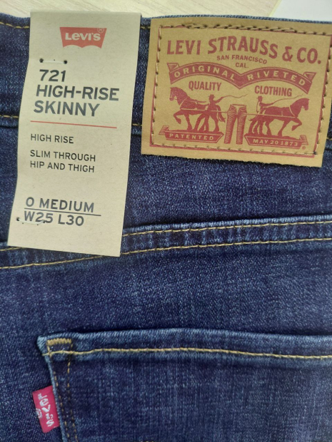 Жіночі джинси скінні Levi's 721 з високою посадкою 1159856300 (Синій W25 L30)