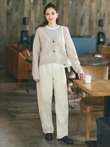 Женские джинсы Uniqlo 1160703368 (Бежевый 24)