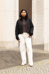 Широкие прямые джинсы UNIQLO 1159852516 (Молочный 26)