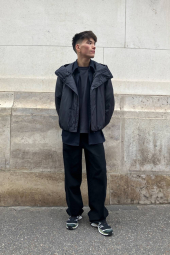 Джинсы Uniqlo 1159854608 (Черный 29)