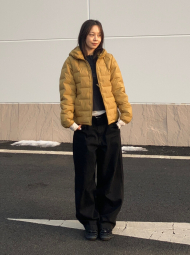 Джинсы Uniqlo 1159854608 (Черный 29)