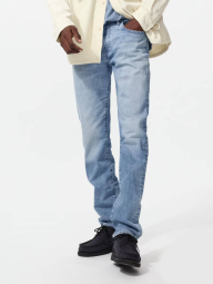 Чоловічі джинси UNIQLO вузького крою 1159858398 (Блакитний 40W 32L)