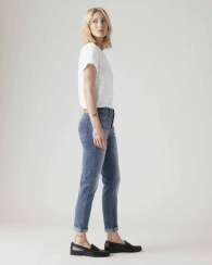 Женские джинсы Boyfriend Levi's 1160262639 (Синий W27 L27)