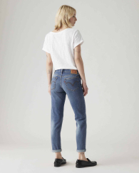 Женские джинсы Boyfriend Levi's 1160262639 (Синий W27 L27)