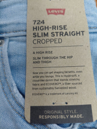 Женские укороченные джинсы 724 Levi's 1161487016 (Голубой 26)