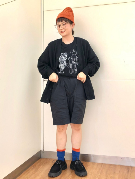 Футболка UNIQLO KAWS + Warhol UT Graphic с принтом 1159840394 (Черный S)