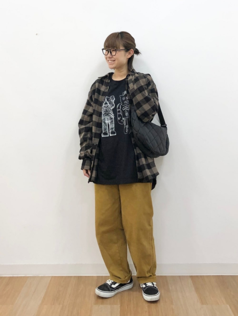 Футболка UNIQLO KAWS + Warhol UT Graphic с принтом 1159840394 (Черный S)