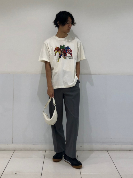 Футболка UNIQLO Marvel 1159842678 (Молочный XL)
