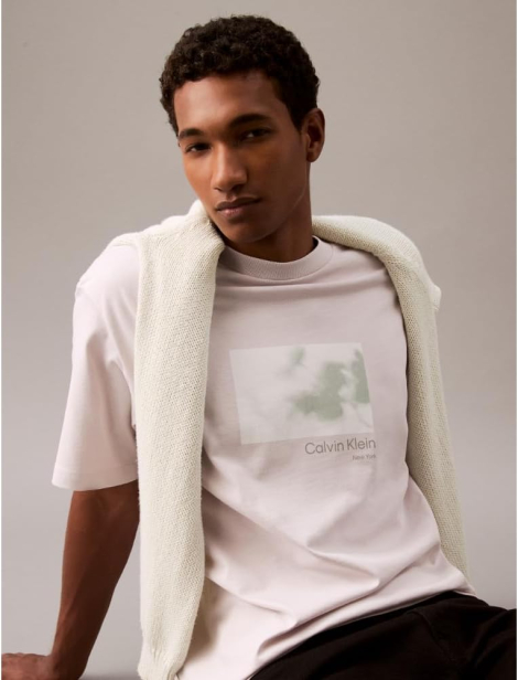 Жіноча футболка Calvin Klein з принтом 1159850176 (Бэзовий XXL)