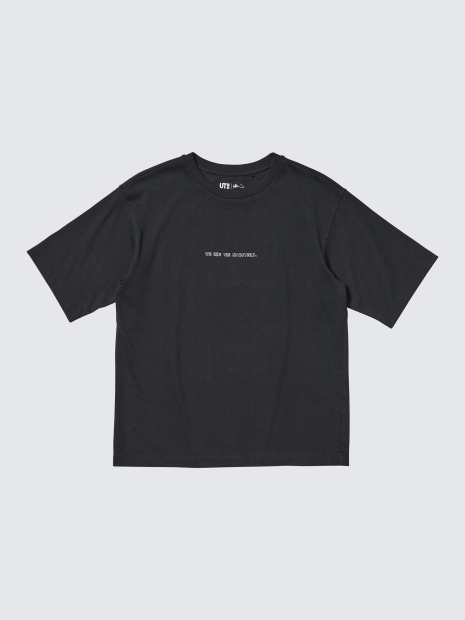 Футболка с принтом Labubu POP MART UT UNIQLO 1159855707 (Черный XS)