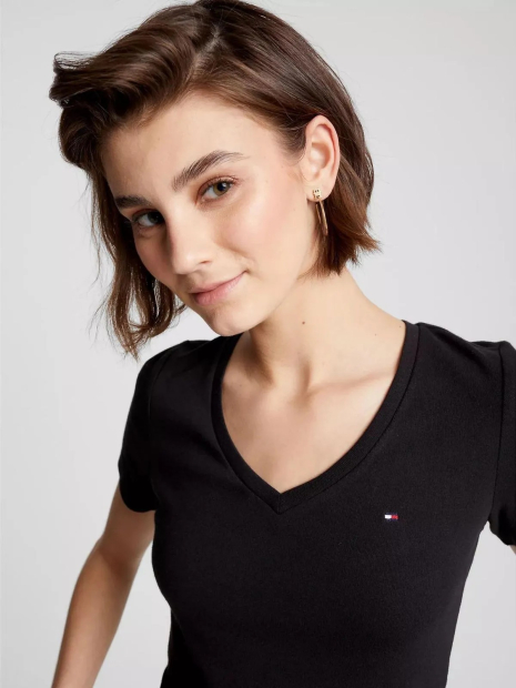 Женская футболка Tommy Hilfiger с V-образным вырезом 1159861703 (Черный S)