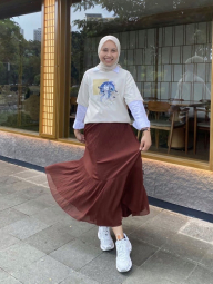 Футболка UNIQLO с принтом SKULLPANDA 1159849746 (Молочный S)