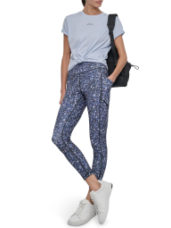 Женская футболка DKNY с логотипом из бусин 1159850333 (Голубой L)