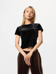 Велюровая укороченная футболка UNIQLO 1159855553 (Черный XS)