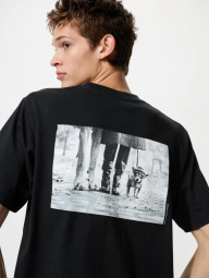 Футболка Elliott Erwitt UT Graphic UNIQLO с принтом 1159865341 (Черный M)