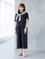 Укороченная лёгкая футболка UNIQLO 1159874175 (Черный XS)