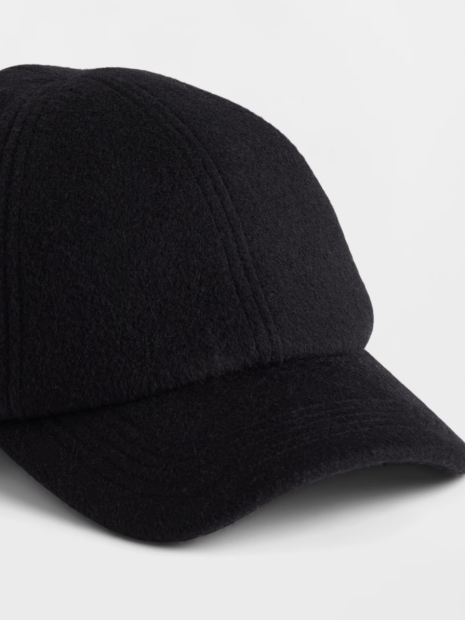 Теплая кепка GAP бейсболка 1159855115 (Черный One size)