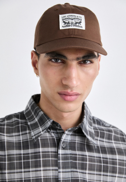 Кепка Levi's бейсболка 1161068423 (Коричневый One size)