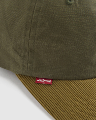 Кепка Levi's бейсболка с вельветовым козырьком 1159862657 (Зеленый One size)