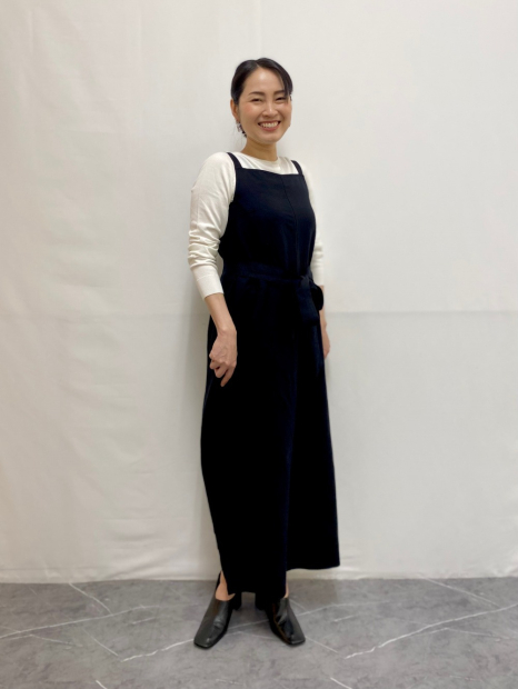 Жіночий лляний комбінезон Uniqlo з поясом 1159849526 (Чорний L)