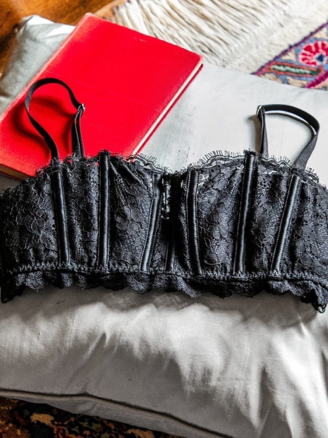 Кружевной комплект Victoria's Secret бюстгальтер и трусики бразильяны 1159850528 (Черный L)