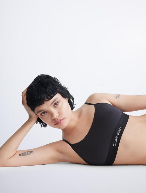 Женский комплект белья Calvin Klein бюст и трусики тонг 1159850741 (Черный XS)