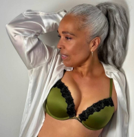 Женский комплект белья Victoria's Secret бюст Push-Up и трусики тонг 1159839125 (Зеленый 38C/L)