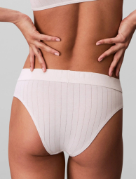 Женский комплект белья Calvin Klein бралетт триангл и трусики бикини 1162877241 (Молочный M)