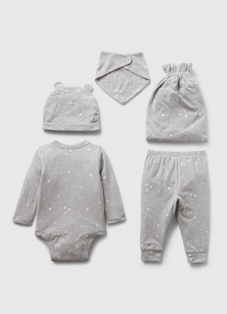 Детский подарочный комплект GAP боди, штаны, шапочка и слюнявчик 1159848079 (Серый 3-6M)