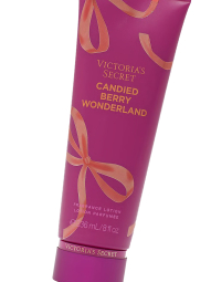 Набор для тела Candied Berry Wonderland  Victoria’s Secret мист и лосьон 1159853358 (Фиолетовый 236 ml/250 ml)
