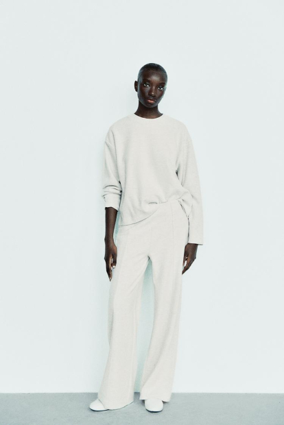 Женский костюм ZARA свитер и штаны 1159842943 (Молочный L)