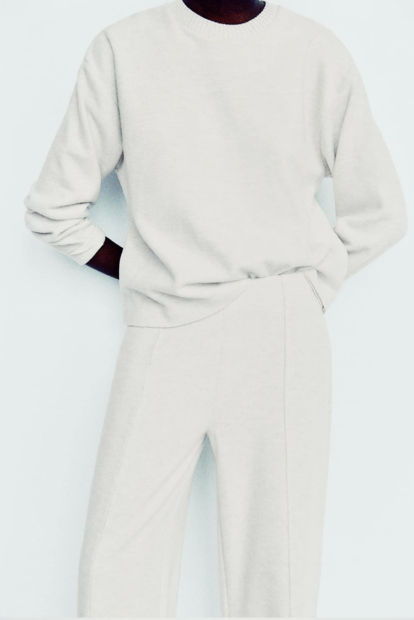 Женский костюм ZARA свитер и штаны 1159842943 (Молочный L)