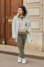 Женский костюм UNIQLO укороченная толстовка и шорты Bermuda 1159842737 (Серый S)
