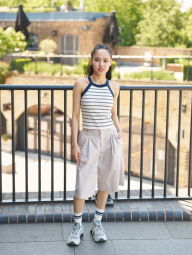 Женский костюм UNIQLO укороченная толстовка и шорты Bermuda 1159842737 (Серый S)