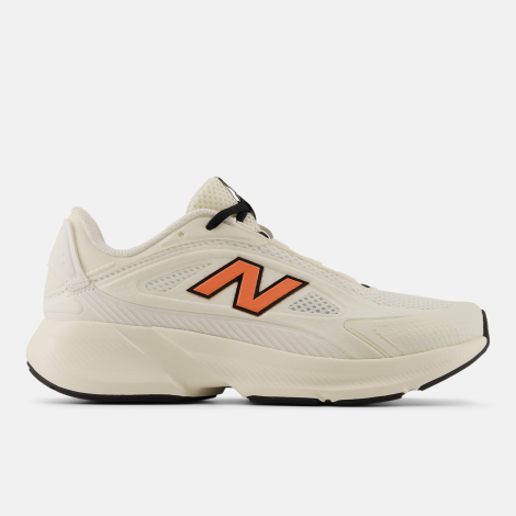 Женские кроссовки CTLYST New Balance 40,5 (9 US) 26 см Молочный 1159853108