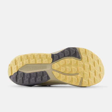 Кроссовки женские New Balance 40 (8,5 US) 25,5 см Бежевый 1159865040