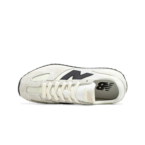 Замшевые кроссовки New Balance 471 40 (m7/w8,5 US) 26 см Молочный 1159865260