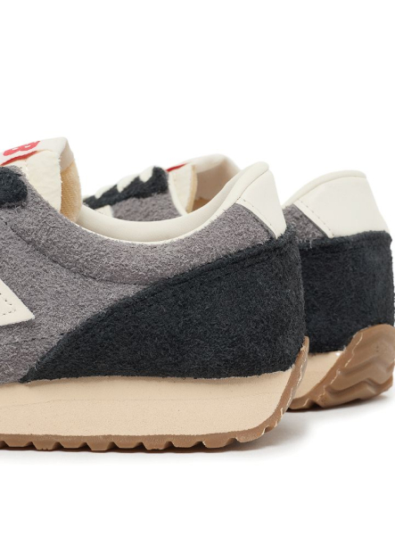 Замшевые кроссовки New Balance 471 40 (m7/w8,5 US) 26 см Черный/Серый 1159865264