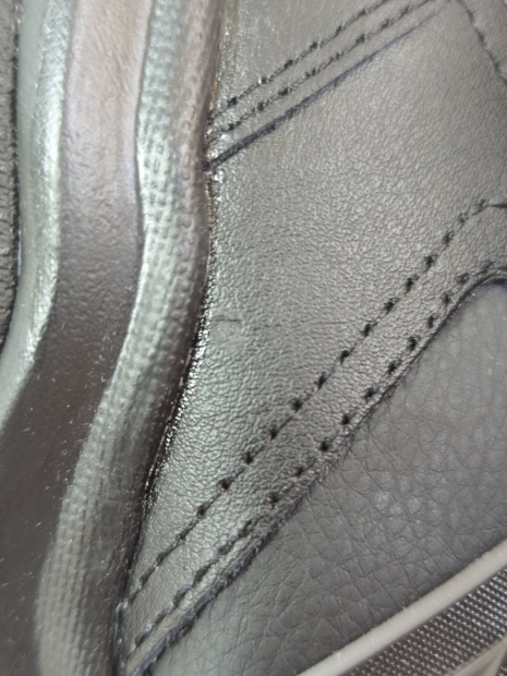 Шкіряні кросівки New Balance чоловічі 46,5 (12 US) 30 см Чорний 1160735348