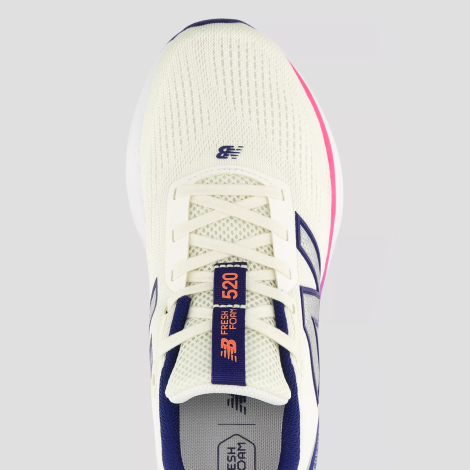 Женские кроссовки Fresh Foam 520v9 New Balance 40,5 (9 US) 25,8 см Молочный 1161025493
